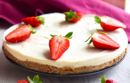 Fitness Recipe: High Protein Frozen Cake with Delicate Coconut Cream